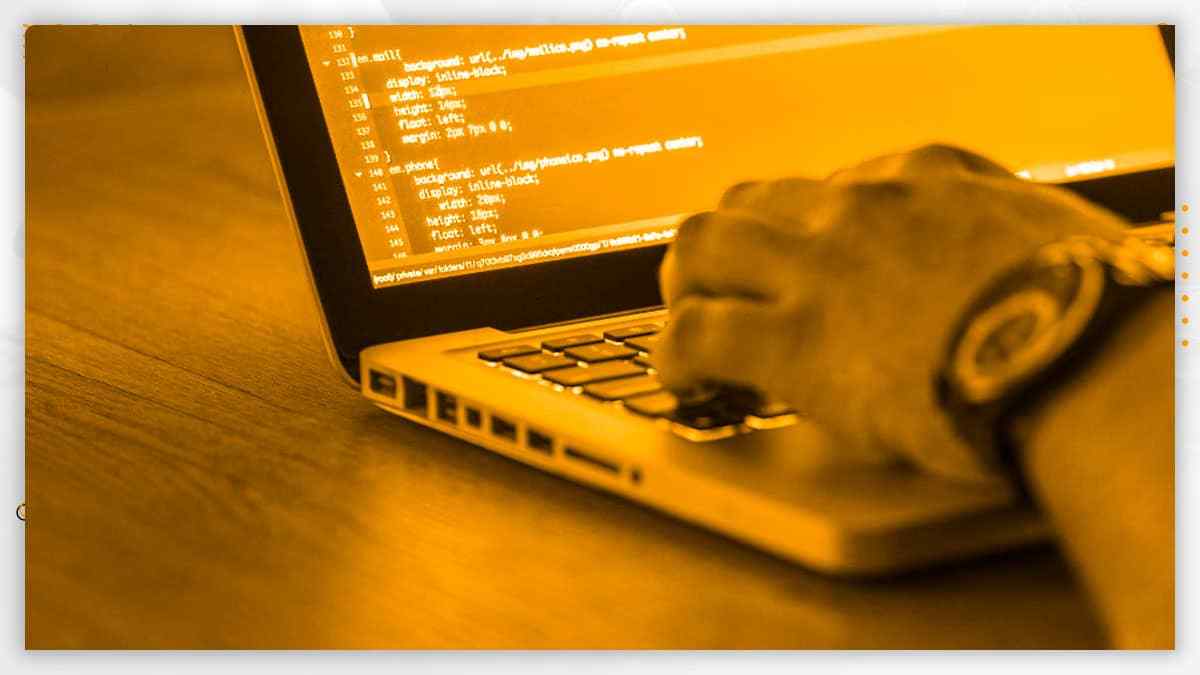 The-Benefits-of-Price-Tracking-Tools-for-Your-Online-Store